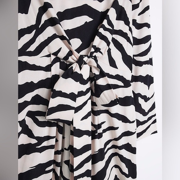 RIVER ISLAND Beige Animal Print Swing Midi Dress - Picture 7 of 13